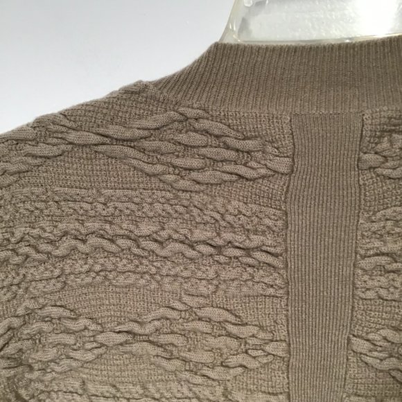 Women's Cable Knit Sweater - Tan - Picture 11 of 14